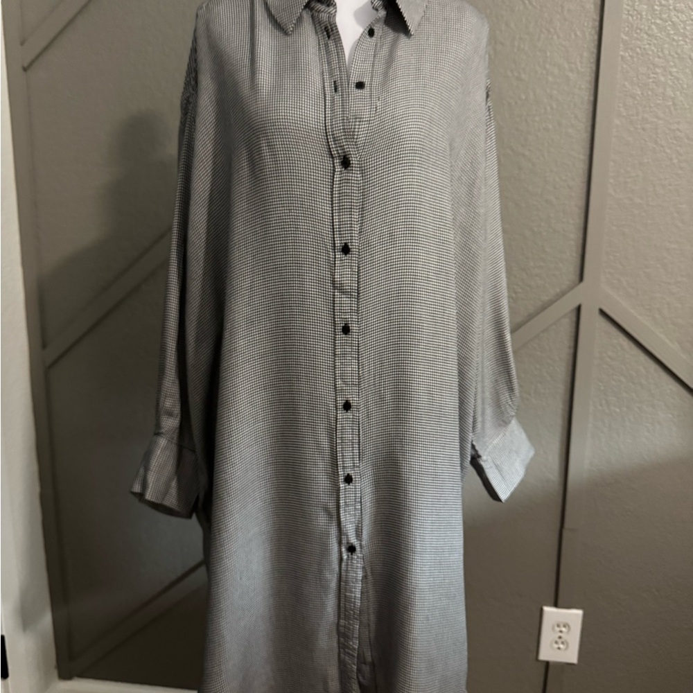 Zara Black and White Checkered Button-Down Shirt